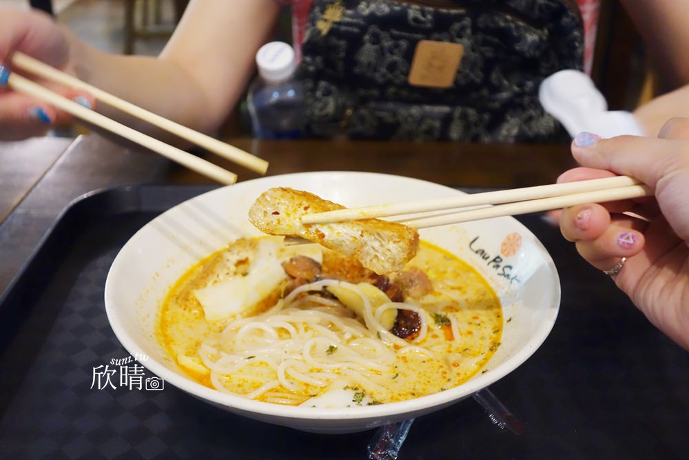 新加坡美食 | 老巴剎Lau Pa Sat。沙嗲Satay和叻沙Laksa聚集超多餐廳廣場