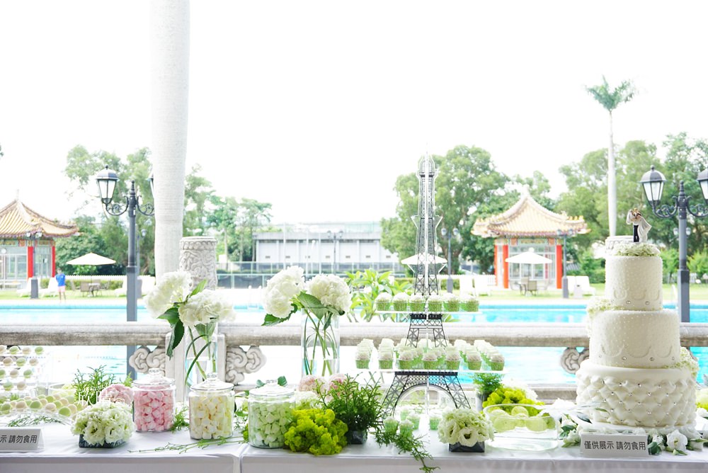 圓山飯店結婚 | 中式古典建築物和西式游泳池畔。喜宴主題/佈置/菜單/價錢/服務