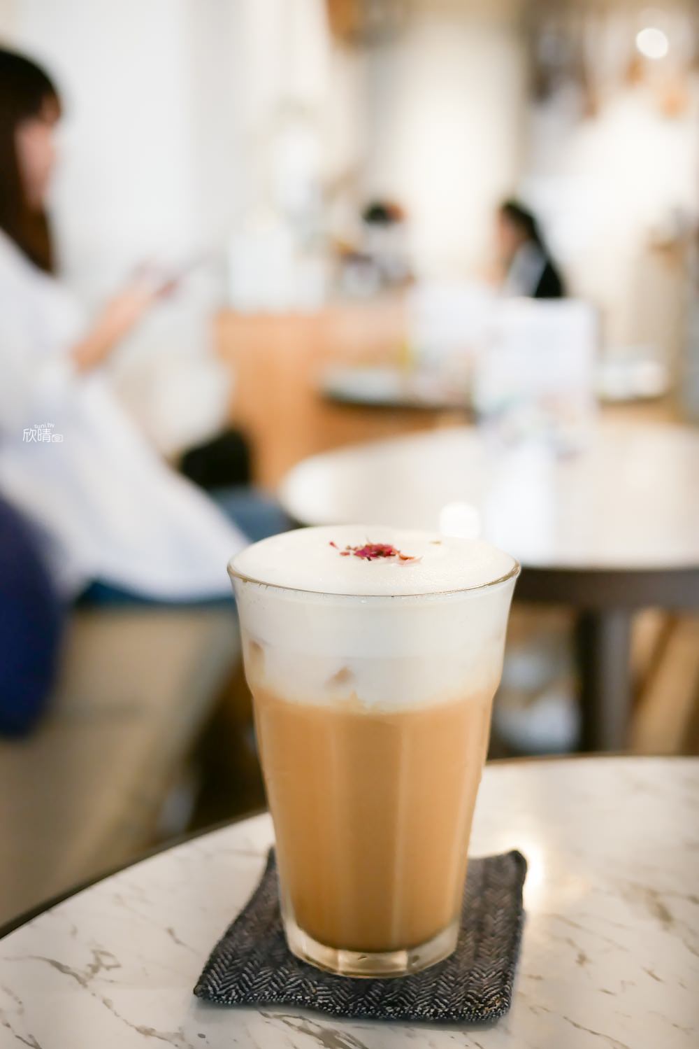 板橋下午茶咖啡廳推薦｜L'idée Café 樂點咖啡。草莓雪地戚風超適合IG打卡(菜單menu價錢)