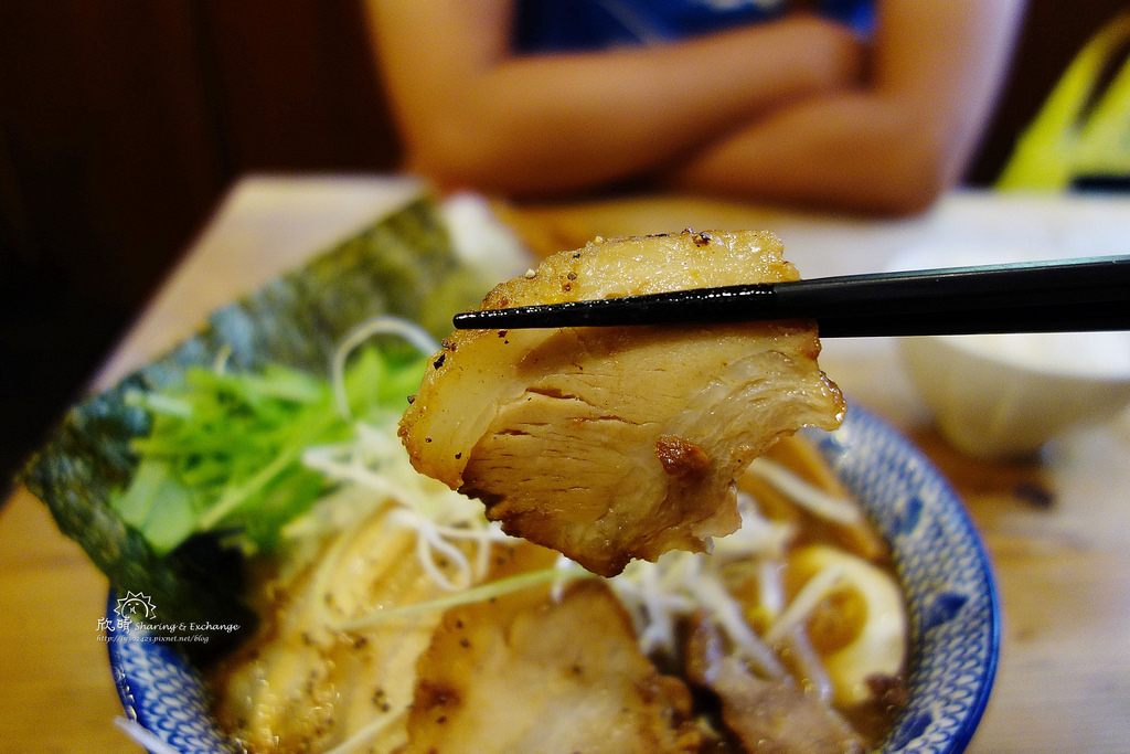 上野美食 | 戸みら伊本舗。豚骨拉麵湯頭/溫馨木製小店面