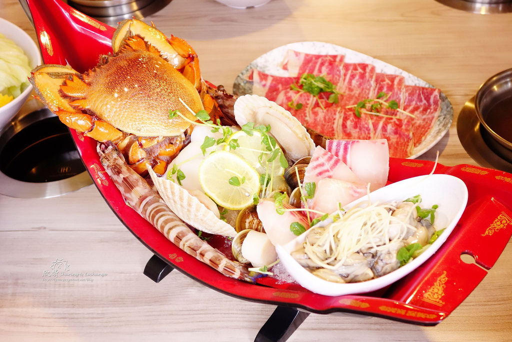 泰山新莊美食 | 上饌享樂火鍋。大份量海鮮船肉盤(菜單menu價格)