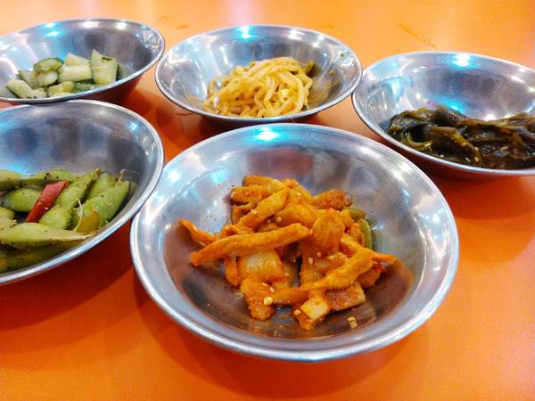 |新竹市韓式|非常石鍋+大地雷+新竹建中路+韓式料理+辣炒年糕+銅板烤肉+菜單Menu價位
