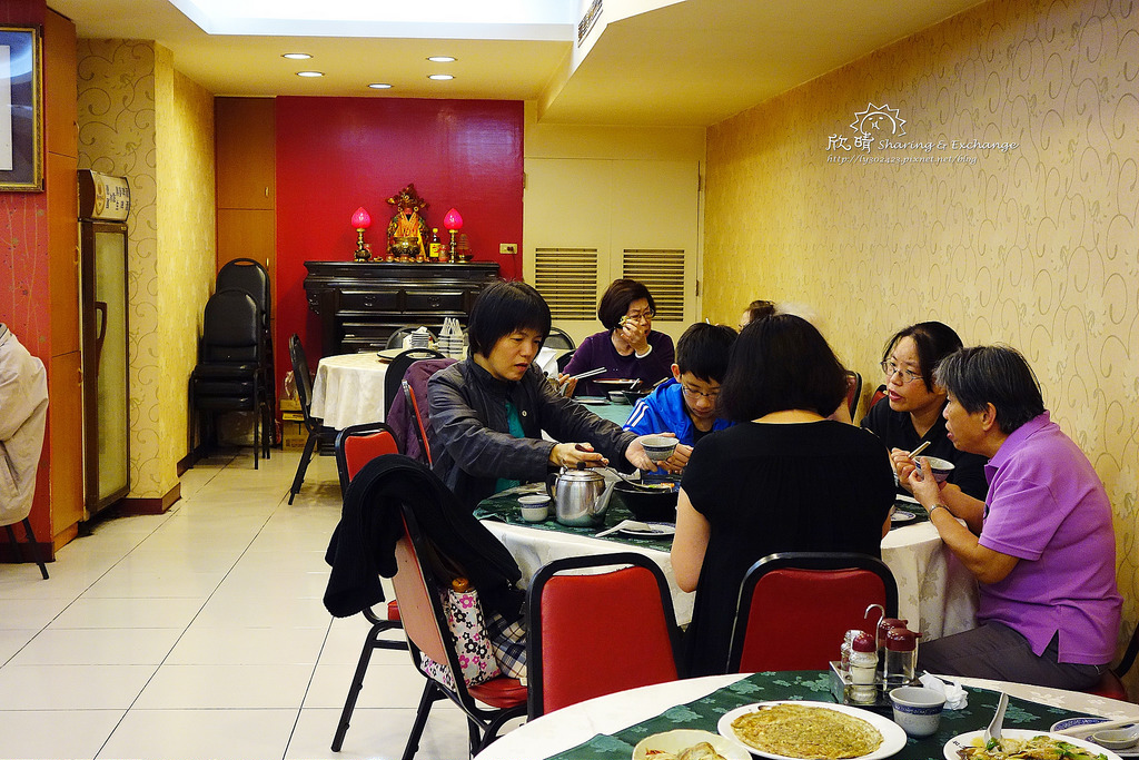 |中山區素食|京園素食餐廳+有家的味道的素食店+特別的合菜戴帽+全家聚會