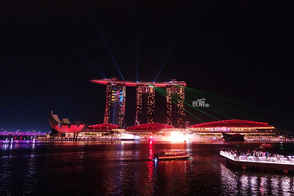 新加坡3個免費表演秀 | 奇幻瀰漫免費雷射燈光秀(金沙酒店、魚尾獅公園)、Supertree Grove超級樹
