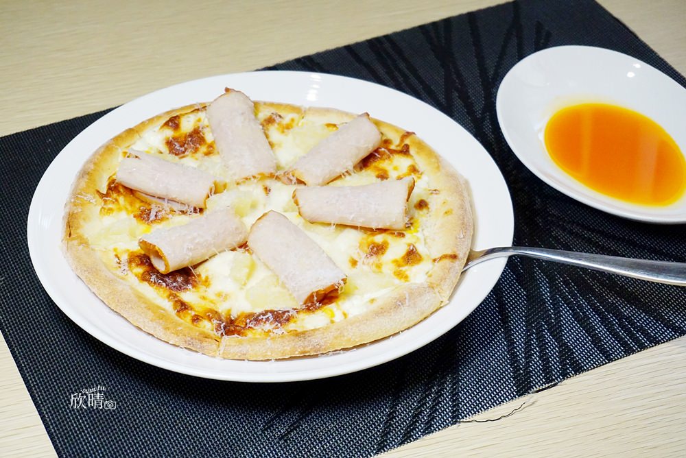台北松江南京美食 | 義大利米蘭手工窯烤披薩。特色冰披薩與客製化高檔食材，父親節餐廳推薦(含菜單menu價錢)