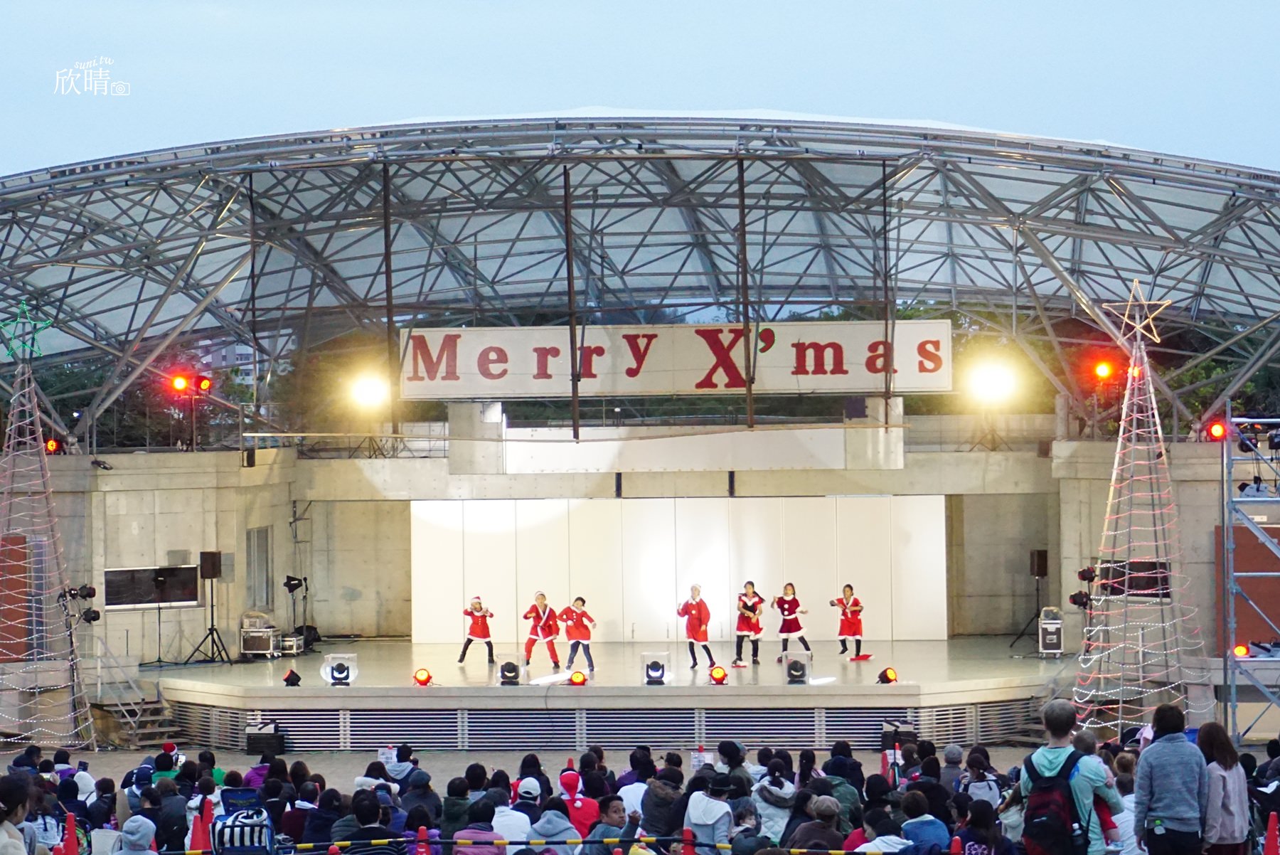 沖繩兒童王國｜在動物園裡過聖誕節。沖繩最大聖誕節活動~五光十色點亮園區