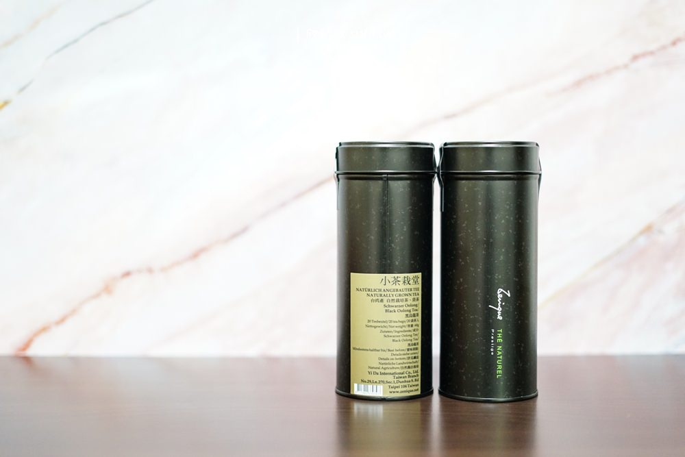 小茶栽堂｜喜餅推薦。小茶紅禮盒-精緻中式禮盒裡的法式手工餅乾、烏龍茶袋古典罐