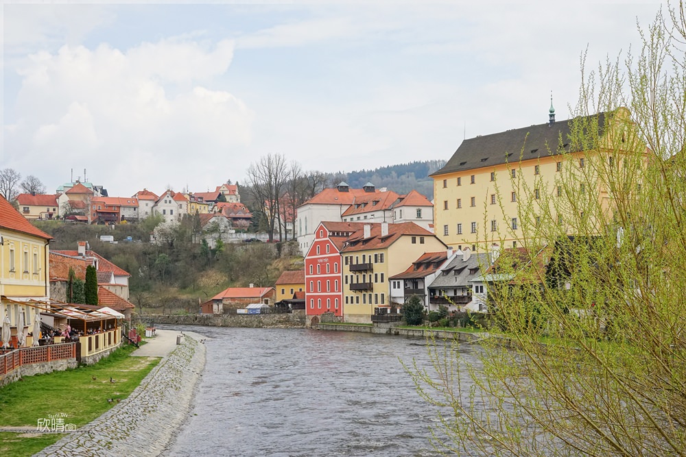 捷克景點推薦｜CK小鎮一日遊。童話般的庫倫洛夫，全鎮被列為世界文化遺產(舊城區散步逛街)