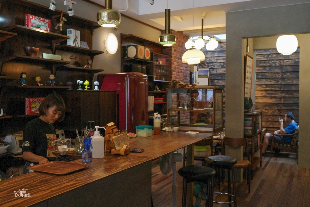 新竹東區不限時下午茶｜舊是經典。清大周邊安靜舒適咖啡廳~北歐風骨董傢俱(菜單menu價錢)