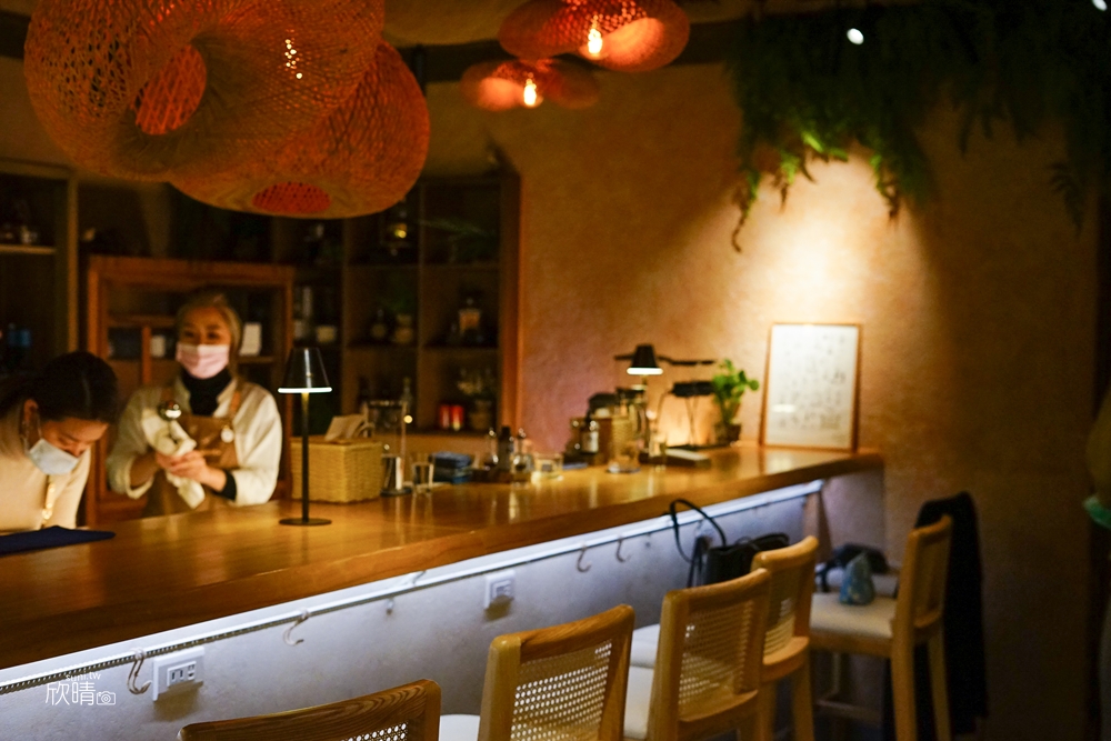 新竹咖啡廳酒吧推薦｜Bar Back Cafe。老宅洋樓內的手做甜點與實驗性調酒(菜單MENU價錢)