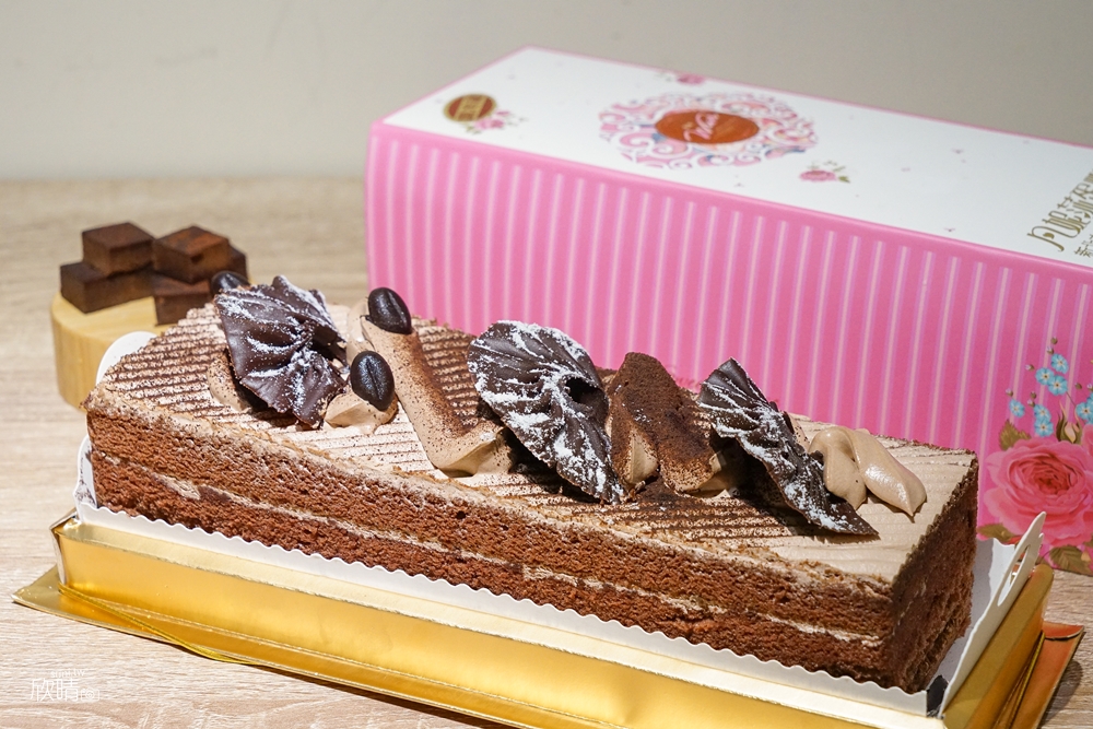 三重巧克力蛋糕推薦｜凡妮莎麵包。長條彌月蛋糕(菜單Menu)