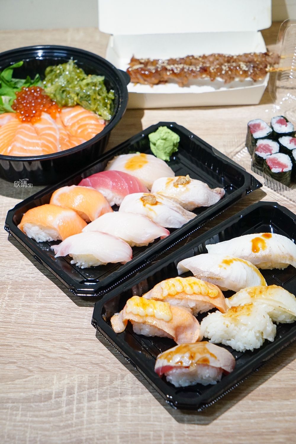 三重日式餐廳｜老本壽司.生魚片。創意焦糖鮭魚炙燒壽司、新鮮鮭魚親子丼(菜單menu價錢)