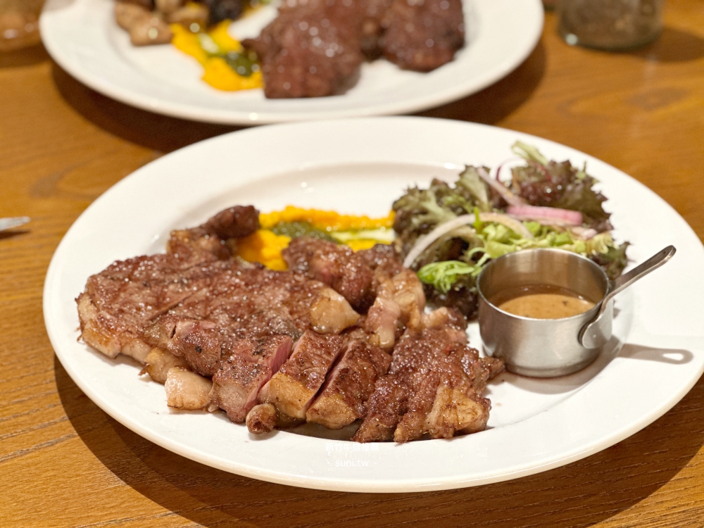 新竹The BBQ House公園店肋眼牛排