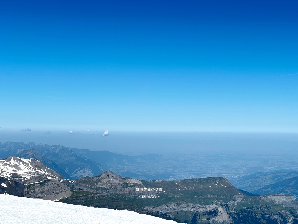 少女峰Sphinx Terrace觀景台開闊山谷平原視野全景