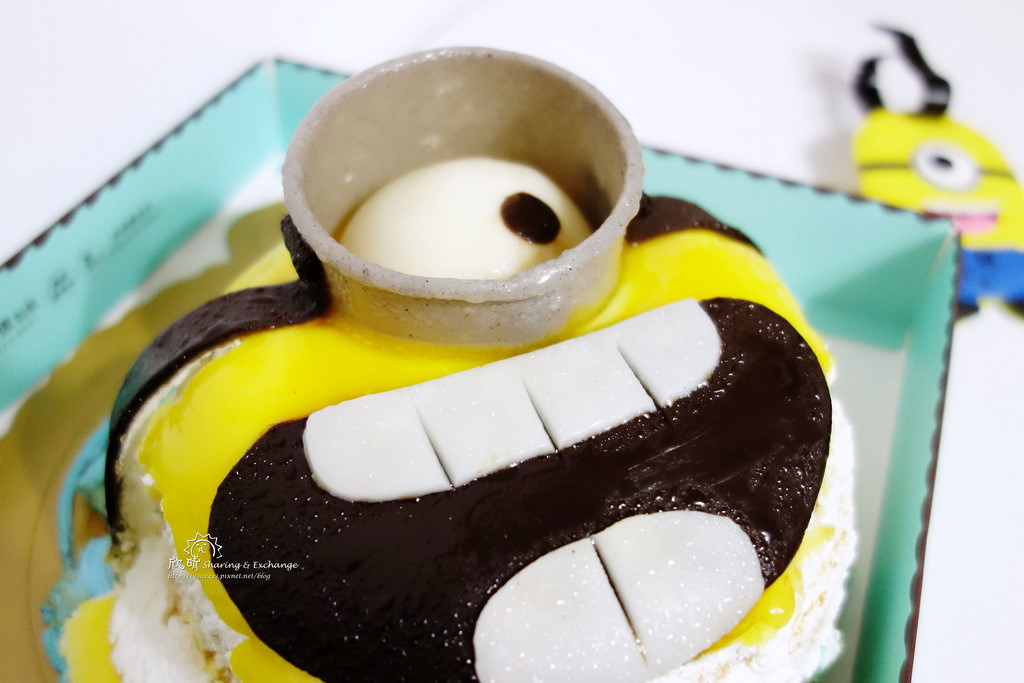 慶生蛋糕推薦 | Z-cake。超萌超可愛的小小兵蛋糕、口感輕盈地中海乳酪蛋糕 @欣晴。美食旅遊生活分享