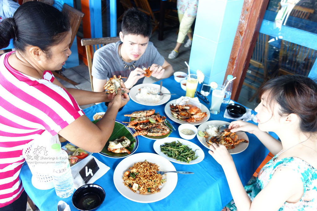 |峇里島美食|Lia Cafe+豐盛美味海鮮料理+邊吃邊賞海景 @欣晴。美食旅遊生活分享