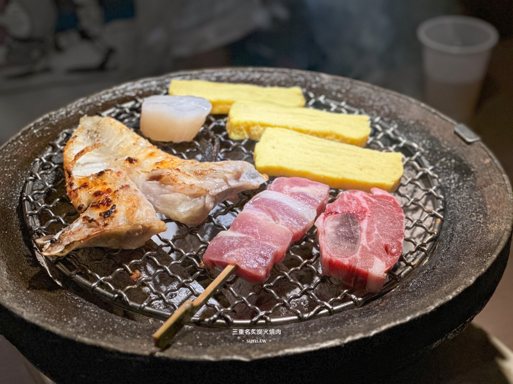 三重燒肉吃到飽｜名炙炭火燒肉。捷運三和國中站燒肉吃到飽，牛舌干貝海鮮一次滿足(菜單價位)