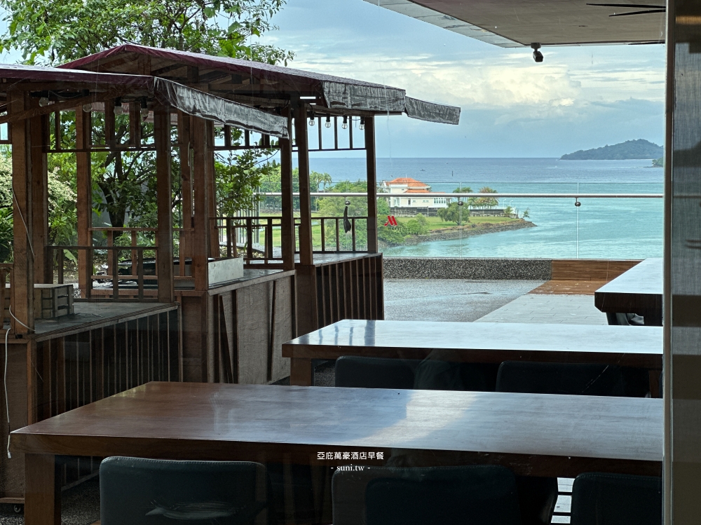亞庇萬豪早餐｜Kitchen@8自助早餐超驚豔，可以吃到11:00~必吃Laksa叻沙、Roti烤餅、海南雞全都吃得到！