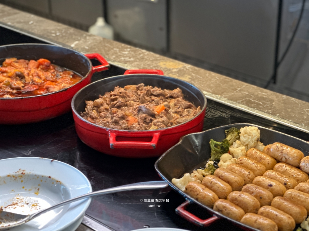 亞庇萬豪早餐｜Kitchen@8自助早餐超驚豔，可以吃到11:00~必吃Laksa叻沙、Roti烤餅、海南雞全都吃得到！