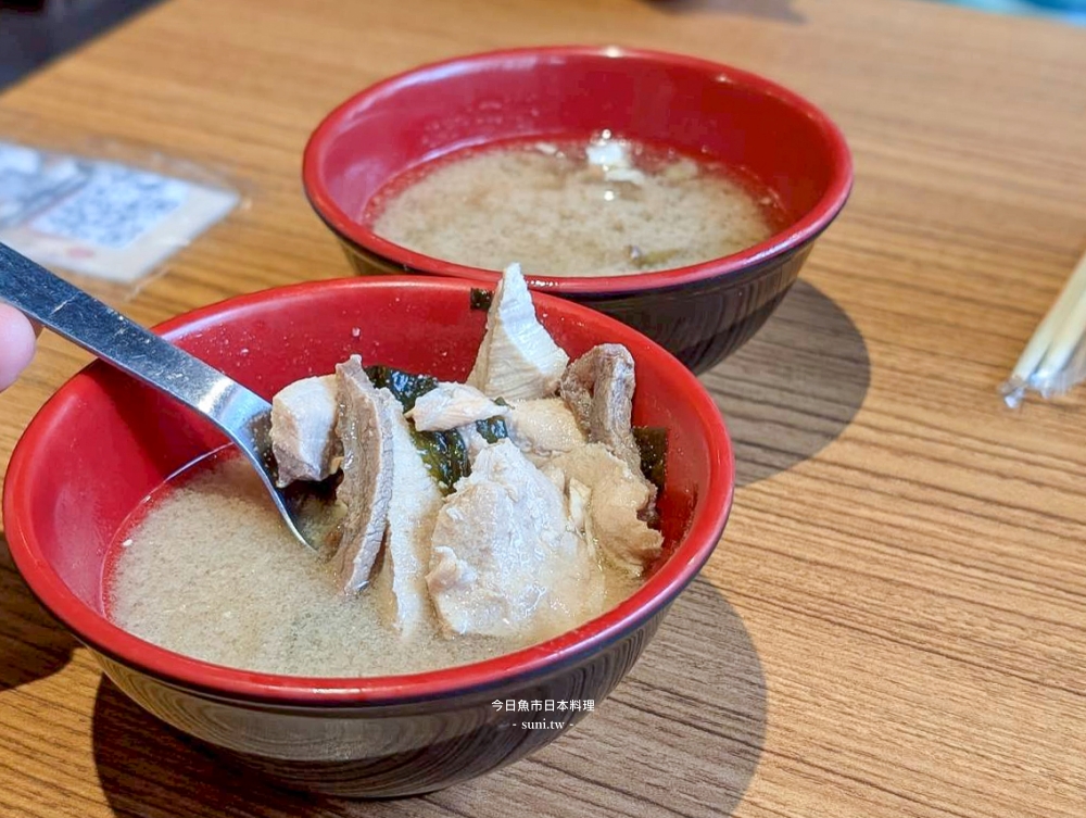 今日魚市日本料理|新竹高CP值美食推薦。20片生魚片丼飯只要390元?豪華和牛寶盒必吃(菜單menu價位) 今日魚市日本料理|新竹高CP值美食推薦。20片生魚片丼飯只要390元?豪華和牛寶盒必吃(菜單menu價位)