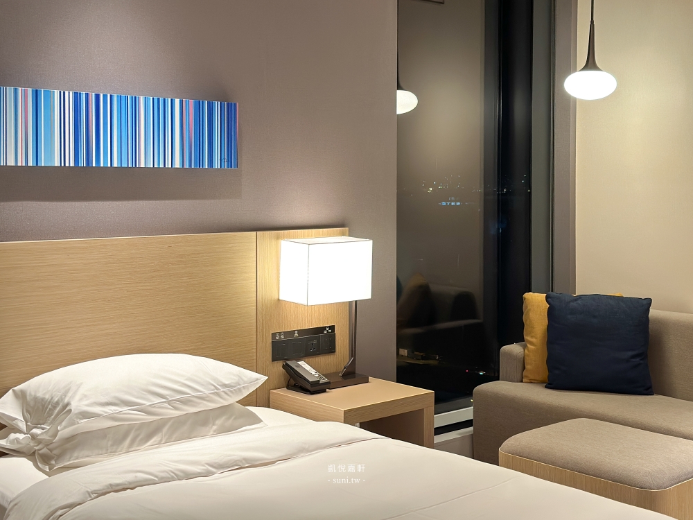 新莊凱悅嘉軒酒店｜豪華客房2張單人床。心得評價~步行可到宏匯廣場
