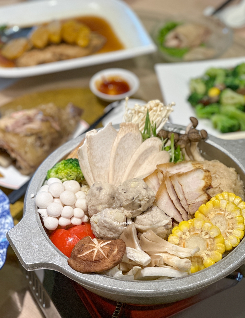 南投餐廳推薦｜埔里金都餐廳。創意國宴料理~有包廂可包場