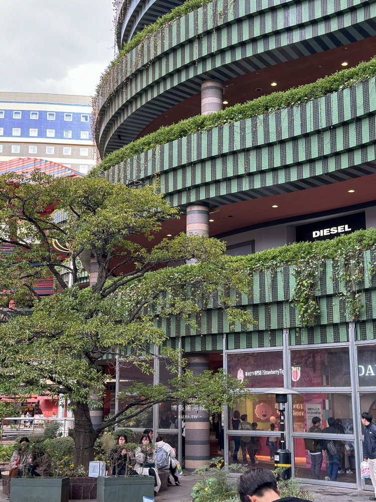 福岡購物中心｜博多運河城。結合電影、飯店的大型購物中心