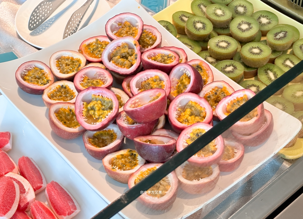 台中住宿推薦|李方艾美豪華客房。新食譜自助早餐~三溫暖高空泳池心得~ 台中住宿推薦|李方艾美豪華客房。新食譜自助早餐~三溫暖高空泳池心得~