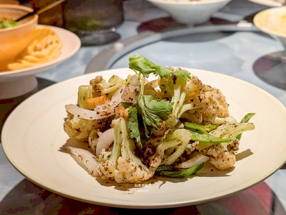台南餐酒館推薦｜湘碰杯。特色湘菜餐酒館~碳佐麻里新品牌新開幕(菜單menu價位)