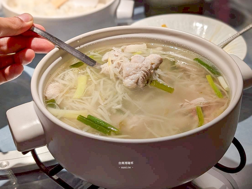 台南餐酒館推薦|湘碰杯。特色湘菜餐酒館~碳佐麻里新品牌新開幕(菜單menu價位) 台南餐酒館推薦|湘碰杯。特色湘菜餐酒館~碳佐麻里新品牌新開幕(菜單menu價位)