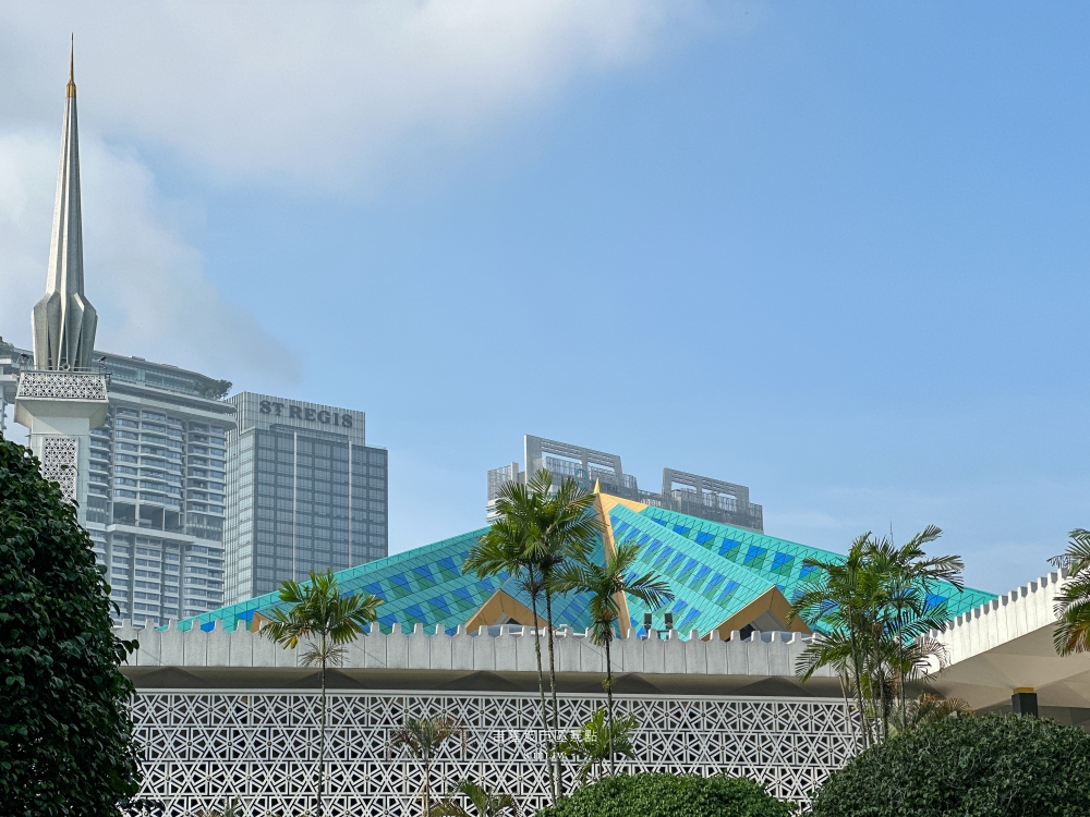 吉隆坡市區景點｜獨立廣場、占美回教堂、中央市場、國家清真寺半日遊行程推薦
