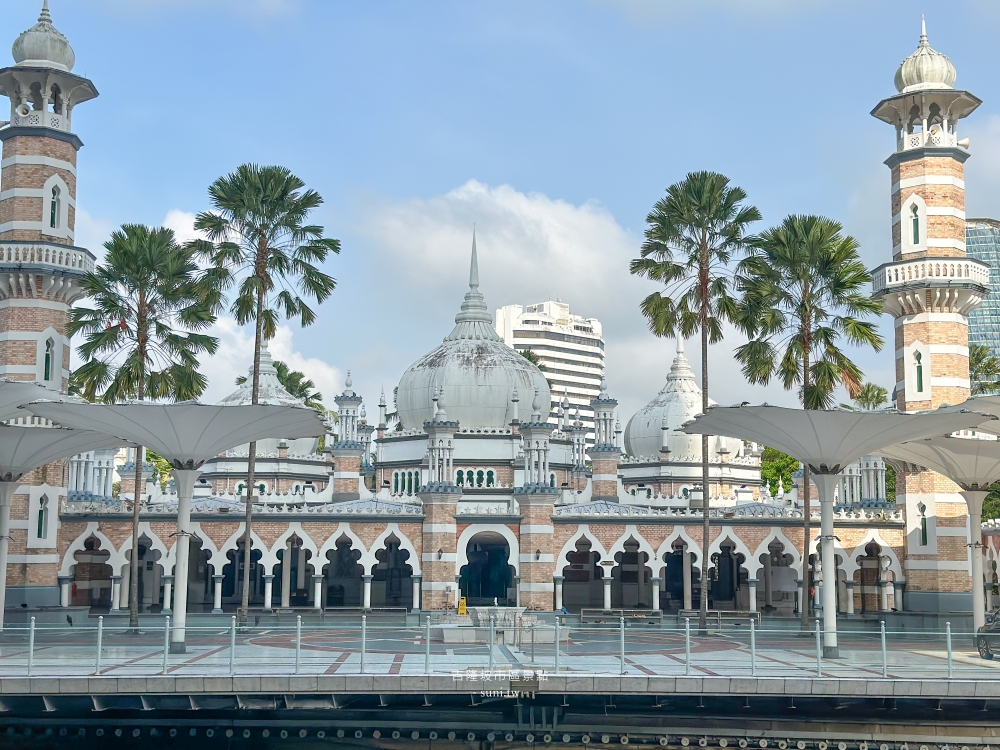 吉隆坡市區景點｜獨立廣場、占美回教堂、中央市場、國家清真寺半日遊行程推薦