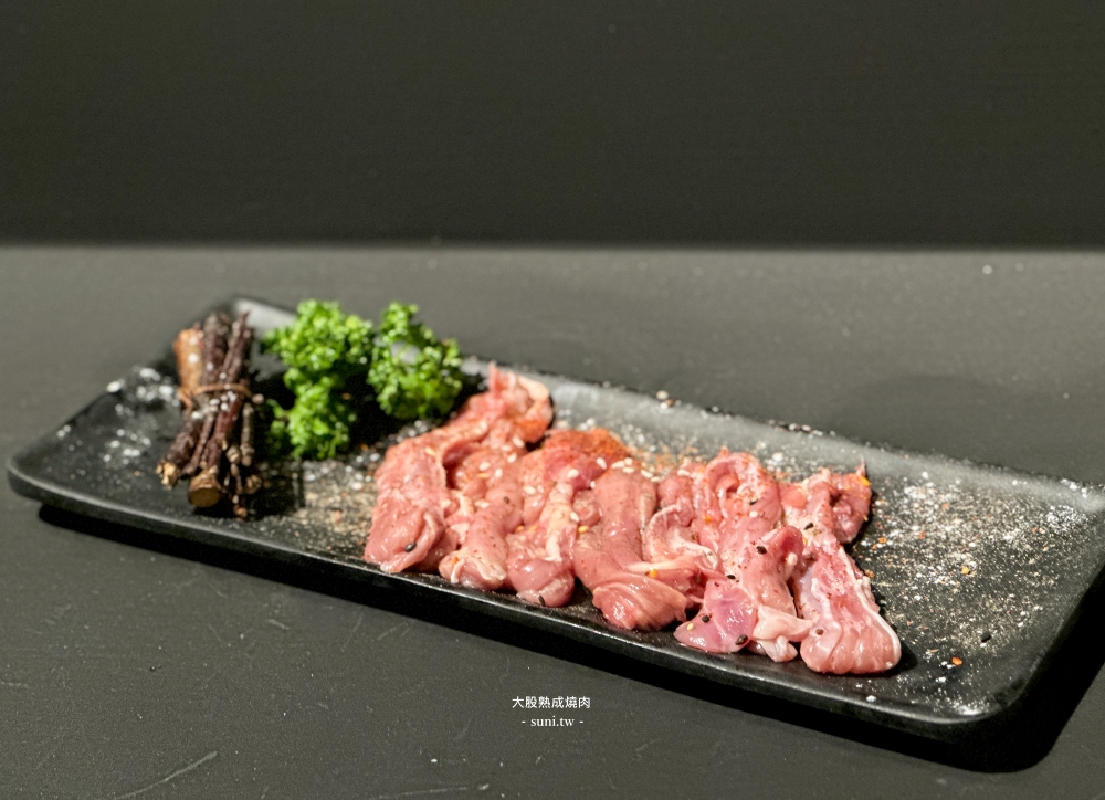 大股熟成燒肉竹北店｜新竹聚餐推薦。日本A5和牛熟成~貼心桌邊代烤服務(菜單價位)