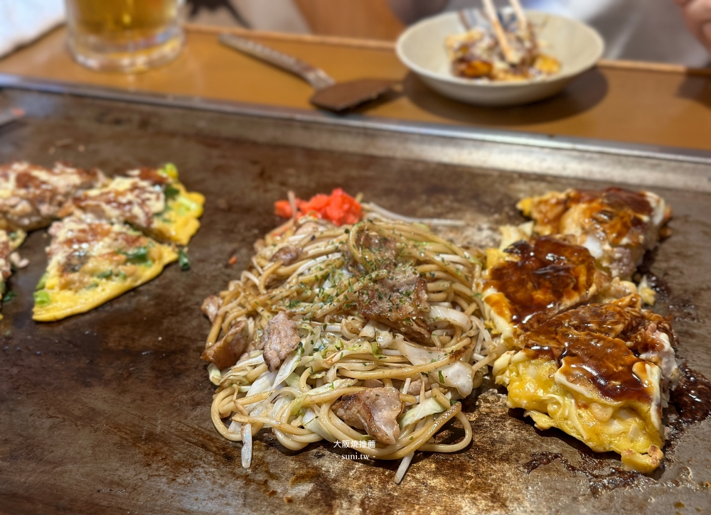大阪美食推薦|雙月大阪燒。必吃50年老店~充滿昭和氣氛的懷舊座位(菜單價位) 大阪美食推薦|雙月大阪燒。必吃50年老店~充滿昭和氣氛的懷舊座位(菜單價位)