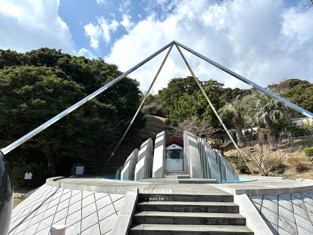 宮崎景點推薦|日南太陽花園。藍天與海岸線搭配重現復活節島的七尊摩艾石像 宮崎景點推薦|日南太陽花園。藍天與海岸線搭配重現復活節島的七尊摩艾石像