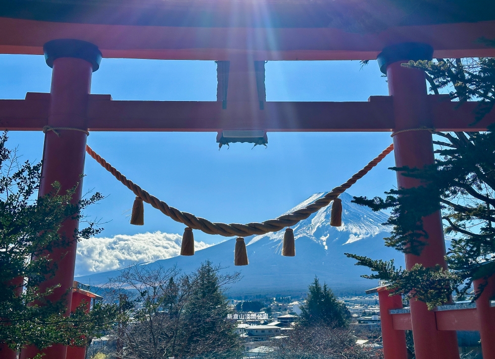 河口湖景點推薦|新倉山淺間公園。富士山與五重塔~冬天會有櫻花美景 河口湖景點推薦|新倉山淺間公園。富士山與五重塔~冬天會有櫻花美景