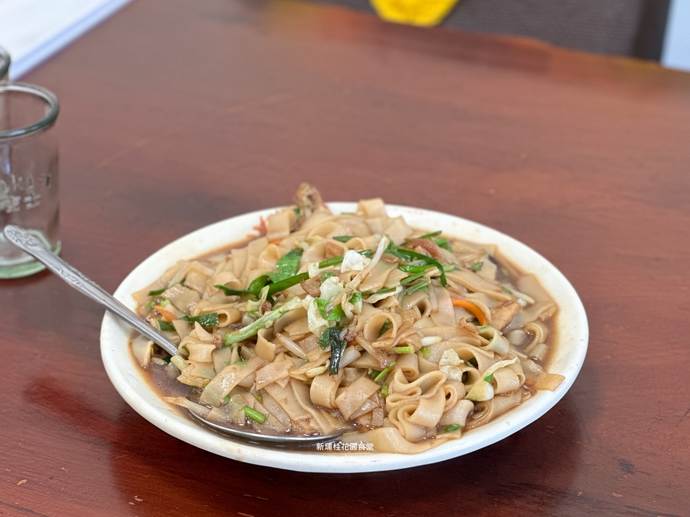 新埔美食推薦|桂花園食堂。飄香21年全新開幕~用餐環境超讚(菜單價位) 新埔美食推薦|桂花園食堂。飄香21年全新開幕~用餐環境超讚(菜單價位)