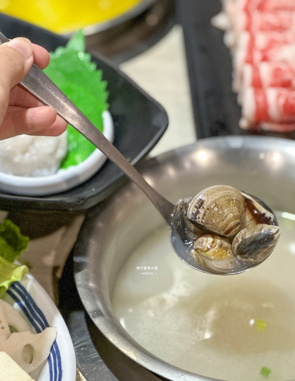 新竹火鍋|愛華火鍋~蔬菜自助吧吃到飽! costco周邊美食(菜單menu價錢) 新竹火鍋|愛華火鍋~蔬菜自助吧吃到飽! costco周邊美食(菜單menu價錢)