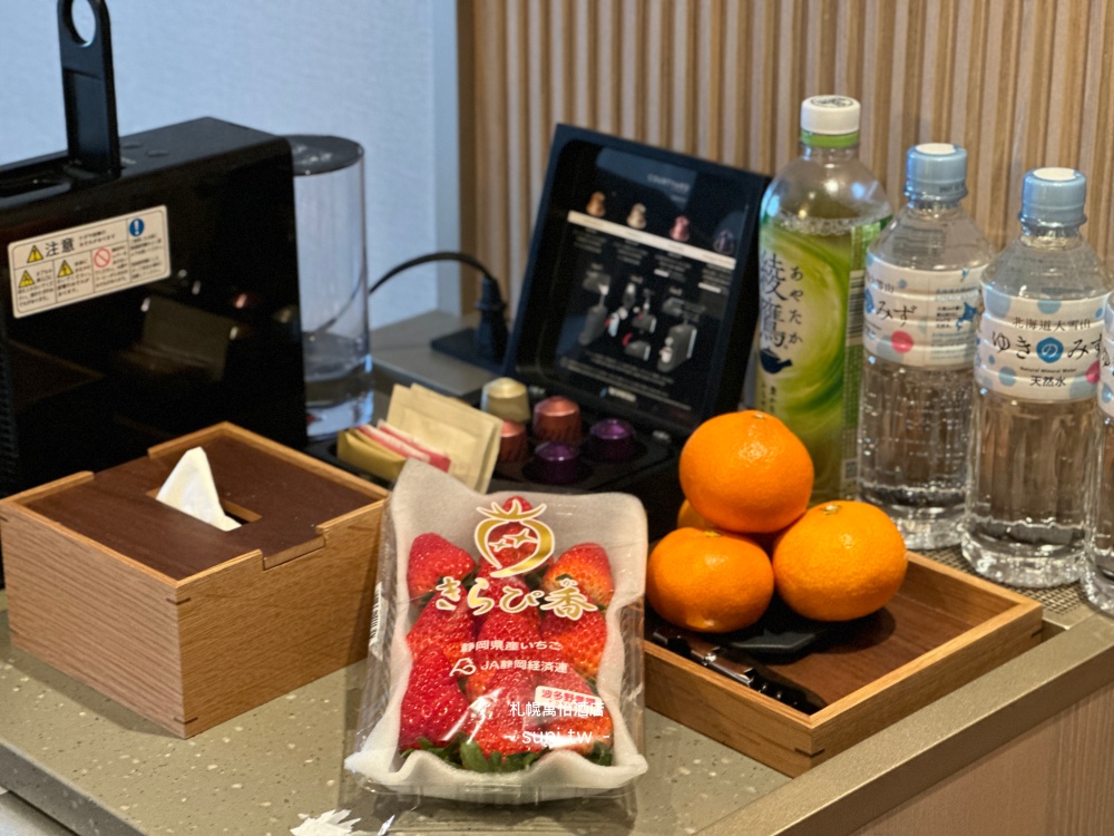 札幌萬怡酒店｜萬豪集團新開幕。地鐵中島公園附近～Corner room級美髮品牌ReFa的吹風機、理直夾、電棒捲