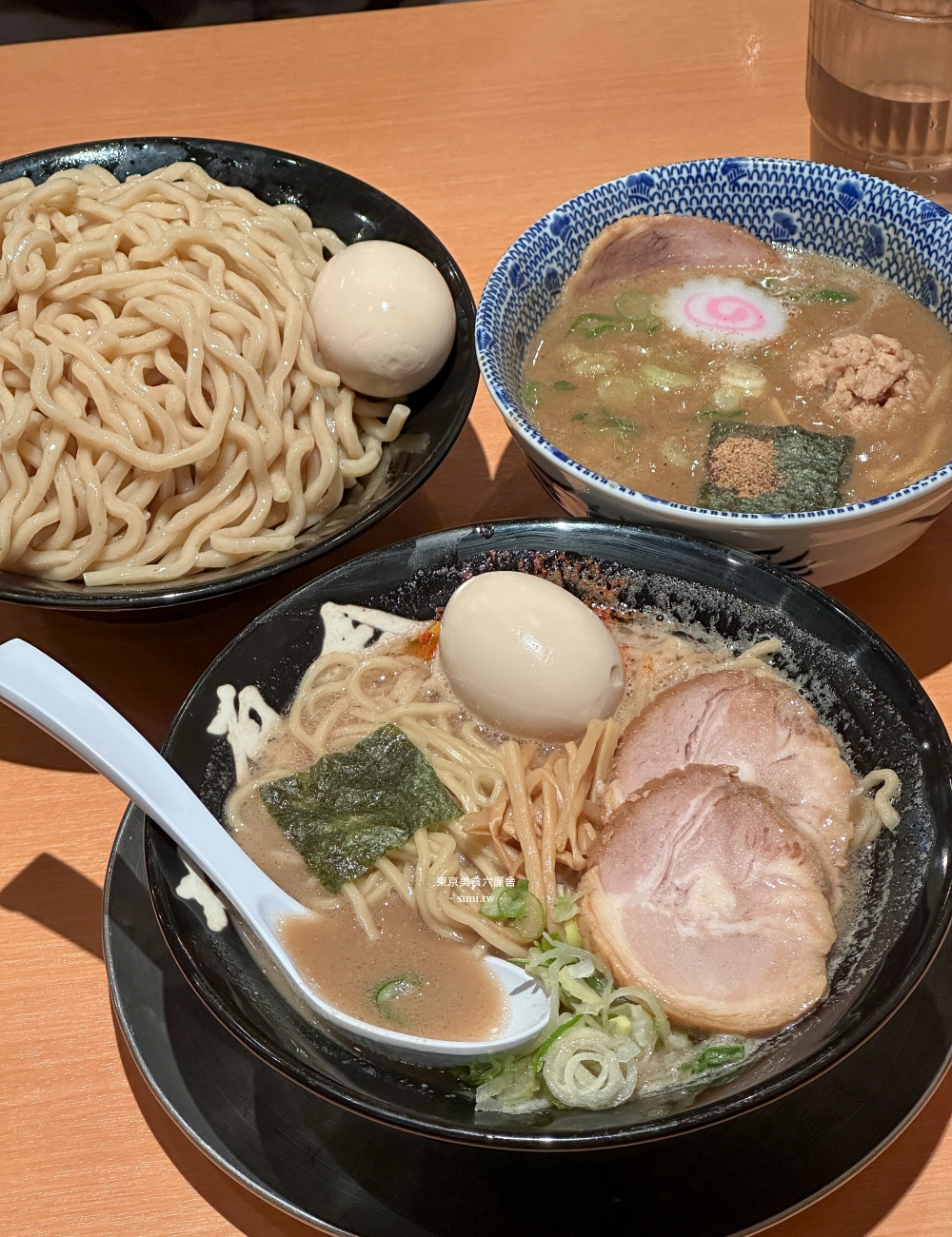 東京車站美食推薦|六厘舍。東京車站一番街必吃超濃厚豚骨魚湯頭沾麵(菜單menu價位) 東京車站美食推薦|六厘舍。東京車站一番街必吃超濃厚豚骨魚湯頭沾麵(菜單menu價位)