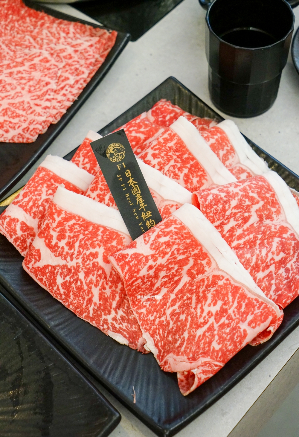 台北和牛吃到飽推薦|極鶴和牛火鍋。1580元起日本A5和牛吃到飽~上百種品項(菜單價位) 台北和牛吃到飽推薦|極鶴和牛火鍋。1580元起日本A5和牛吃到飽~上百種品項(菜單價位)