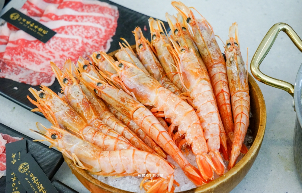 台北和牛吃到飽推薦｜極鶴和牛火鍋。1580元起日本A5和牛吃到飽~上百種品項(菜單價位)
