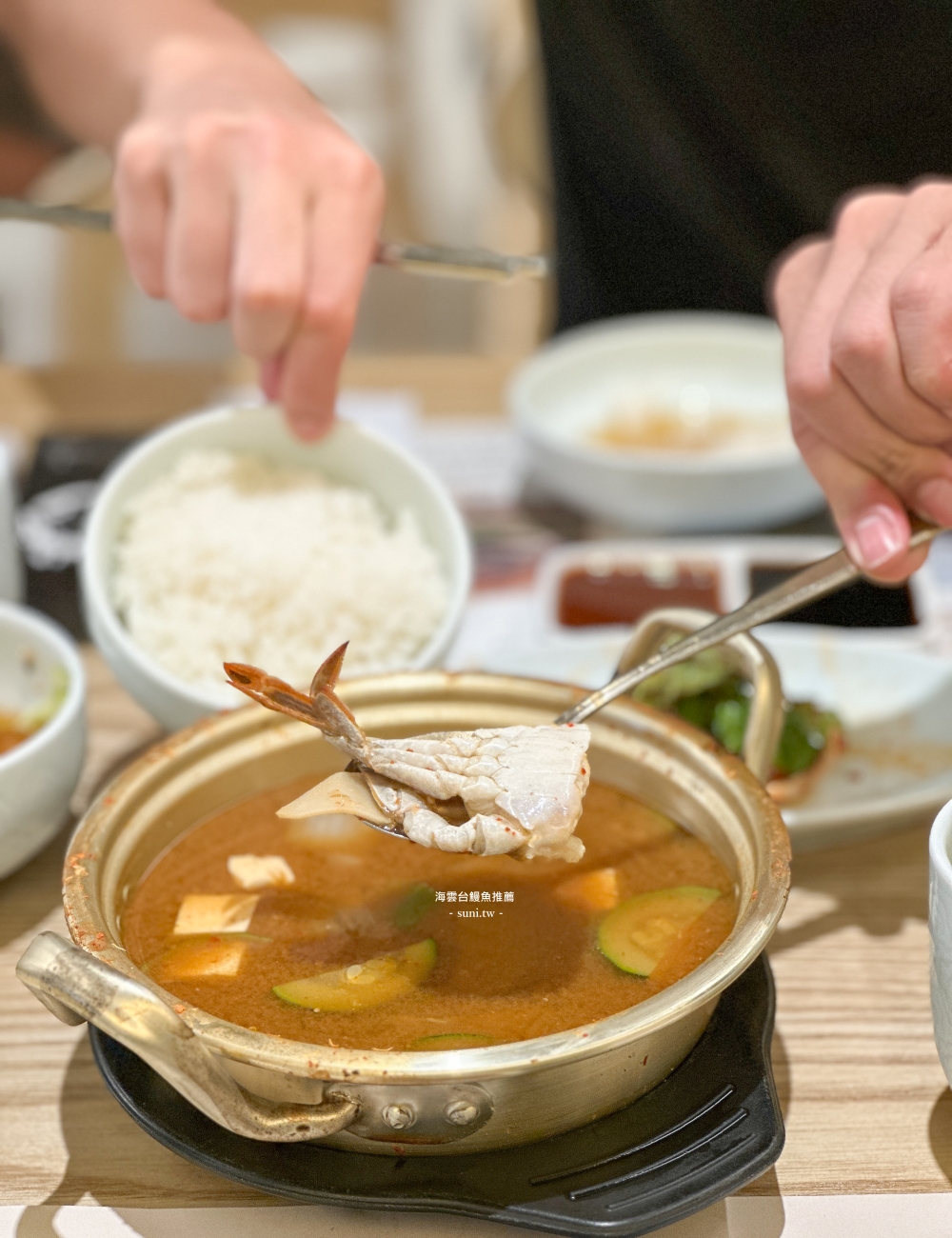 海雲台必吃美食推薦｜Pungcheonman。超厚切肥美鰻魚~專人桌邊服務