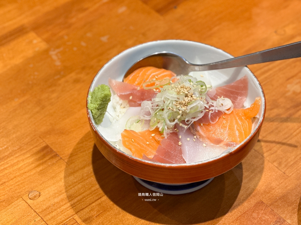 岡山居酒屋推薦｜Yakitori Makoto平價串燒。990日幣喝到飽超便宜(菜單menu價位)