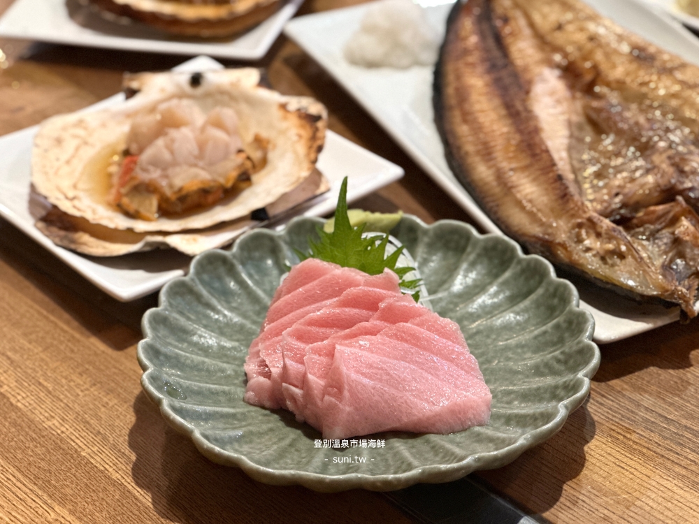 北海道登別溫泉美食推薦|登別溫泉市場超新鮮海鮮丼、現烤大扇貝、牡蠣與超厚鮪魚大腹 北海道登別溫泉美食推薦|登別溫泉市場超新鮮海鮮丼、現烤大扇貝、牡蠣與超厚鮪魚大腹