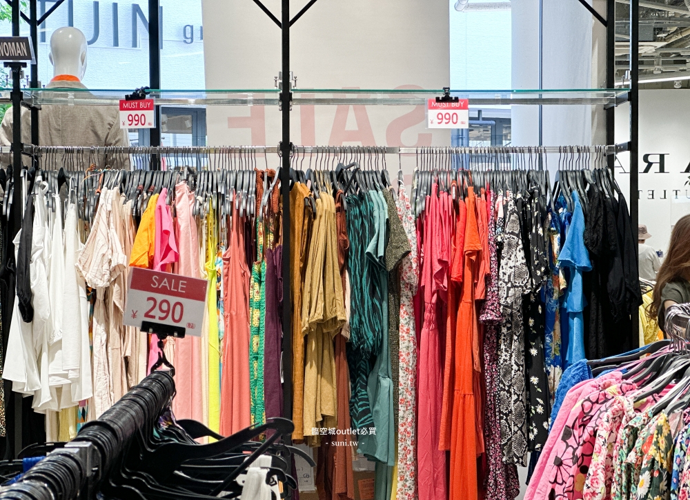 大阪臨空城Outlet必買|Rinku outlet交通~便宜寄放行李。上百間品牌地圖優惠推薦 大阪臨空城Outlet必買|Rinku outlet交通~便宜寄放行李。上百間品牌地圖優惠推薦