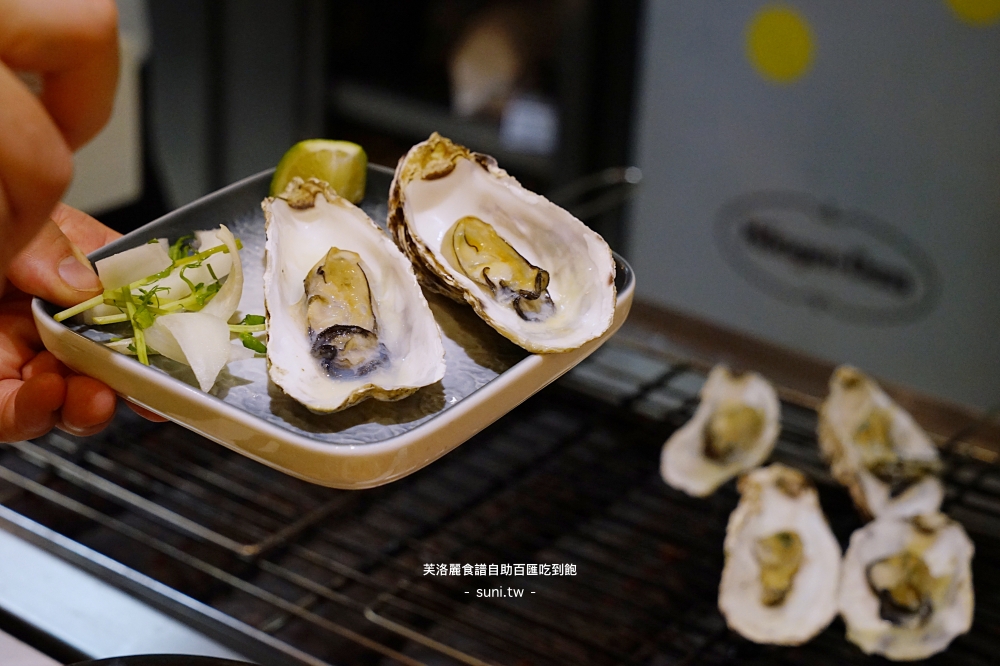 新竹吃到飽推薦|芙洛麗大飯店食譜自助百匯。松葉蟹、鮭魚卵手捲、北海道生食級干貝、龍蝦湯|炙燒比目魚鰭邊肉、廣島牡蠣、爐烤和牛 新竹吃到飽推薦|芙洛麗大飯店食譜自助百匯。松葉蟹、鮭魚卵手捲、北海道生食級干貝、龍蝦湯|炙燒比目魚鰭邊肉、廣島牡蠣、爐烤和牛