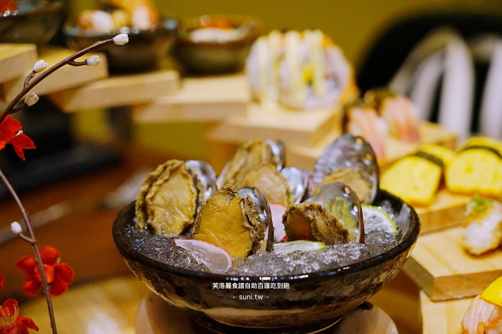 新竹吃到飽推薦|芙洛麗大飯店食譜自助百匯。松葉蟹、鮭魚卵手捲、北海道生食級干貝、龍蝦湯|炙燒比目魚鰭邊肉、廣島牡蠣、爐烤和牛 新竹吃到飽推薦|芙洛麗大飯店食譜自助百匯。松葉蟹、鮭魚卵手捲、北海道生食級干貝、龍蝦湯|炙燒比目魚鰭邊肉、廣島牡蠣、爐烤和牛