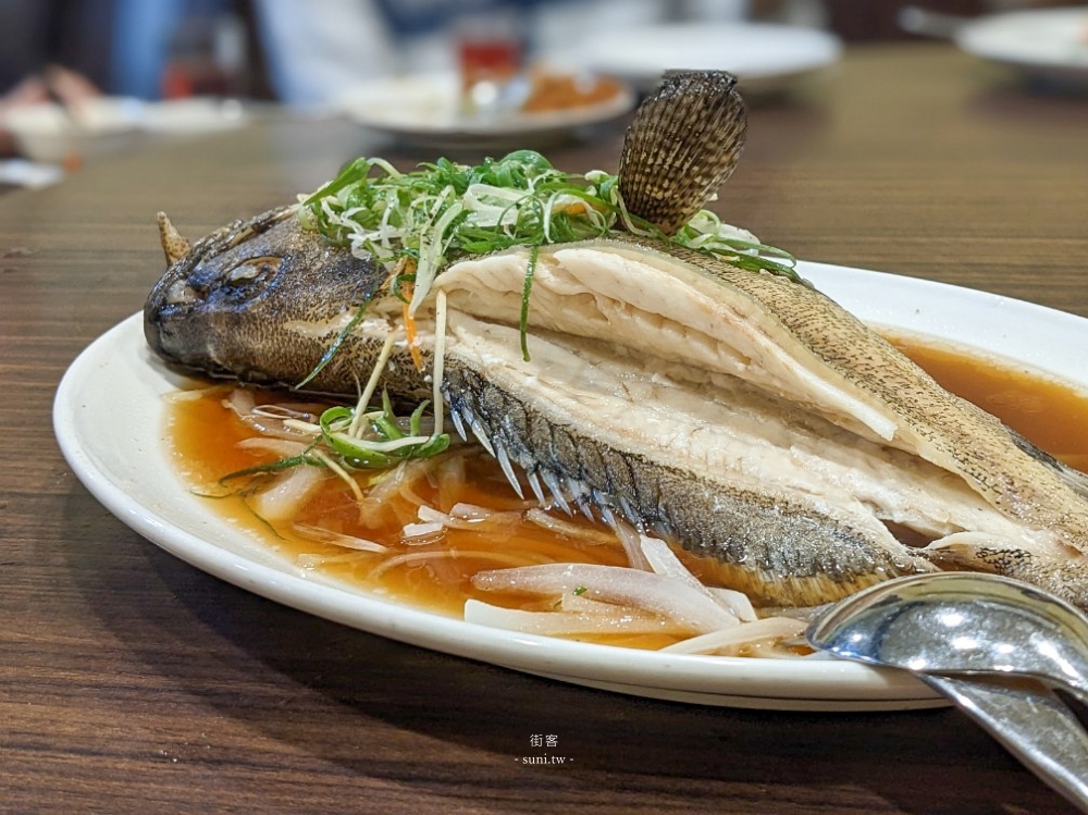新竹無菜單料理｜街客家常菜。主打海鮮料理的中式餐廳~一人600元起(菜單menu價位)