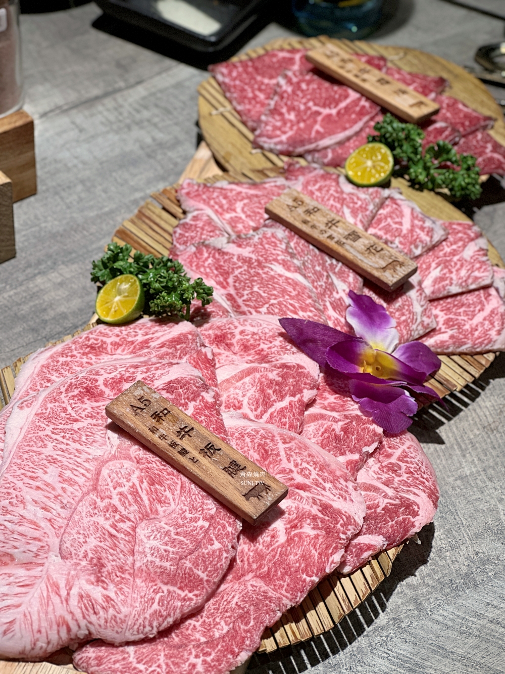 竹北燒肉推薦|青森燒肉~高級日本A5和牛套餐~前菜沙拉肉品海鮮蔬菜超過10道吃飽飽(菜單menu) 竹北燒肉推薦|青森燒肉~高級日本A5和牛套餐~前菜沙拉肉品海鮮蔬菜超過10道吃飽飽(菜單menu)